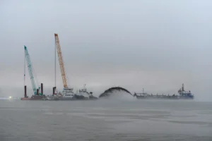 Hopper Dredging Explained Techniques, Equipment, and Key Applications